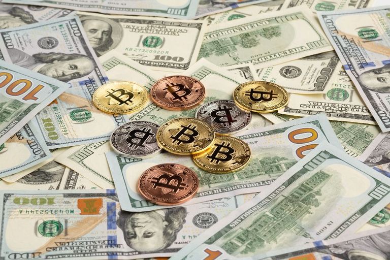 Dólar Blue en caida: Descubrí el precio previsto para las cuevas virtuales hoy